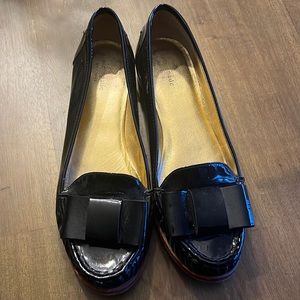 Kate Spade 8 patent bow flats